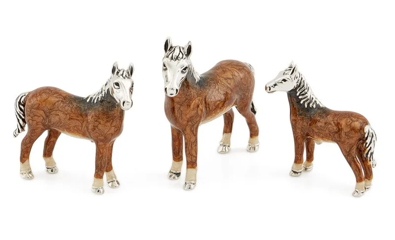 Three Standing Horses Dark Brown