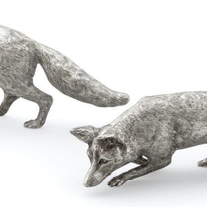 Pair of silver foxes