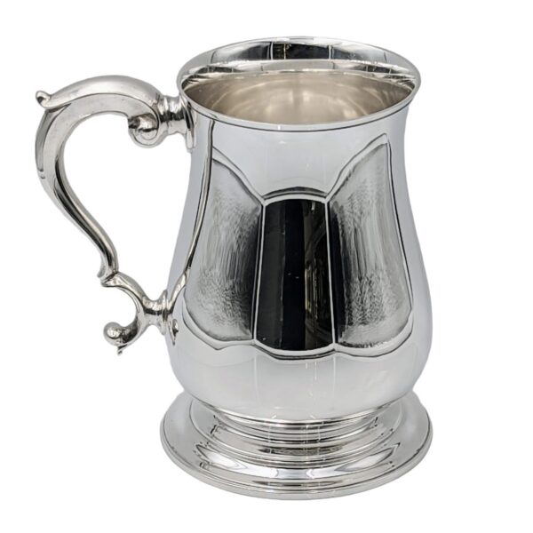 Pint mug - London 1972