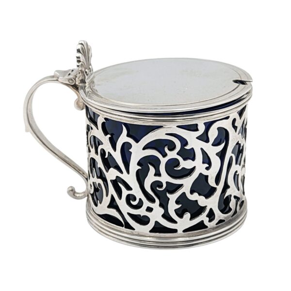 Mustard pot blue glass - London 1990