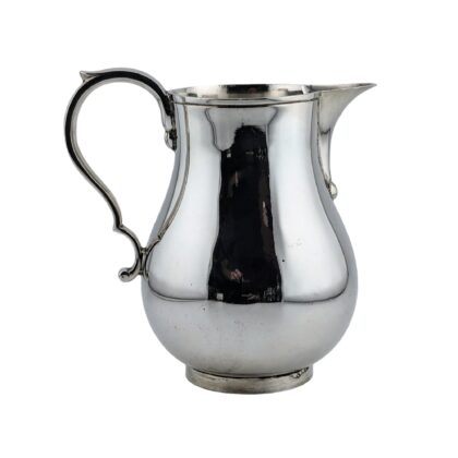 Cream jug big - London 1965