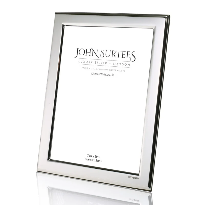 Silver Photograph frame in Durham Pattern